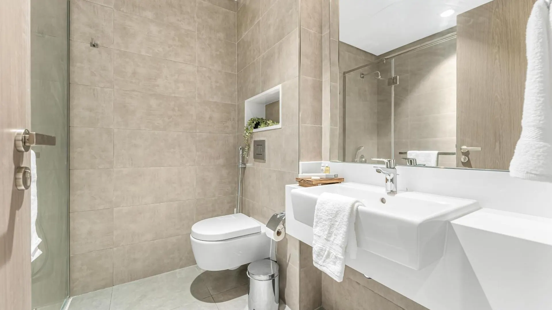 Apartment District One Residences 11 Dubai